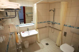 Spain - Accessible Bathroom